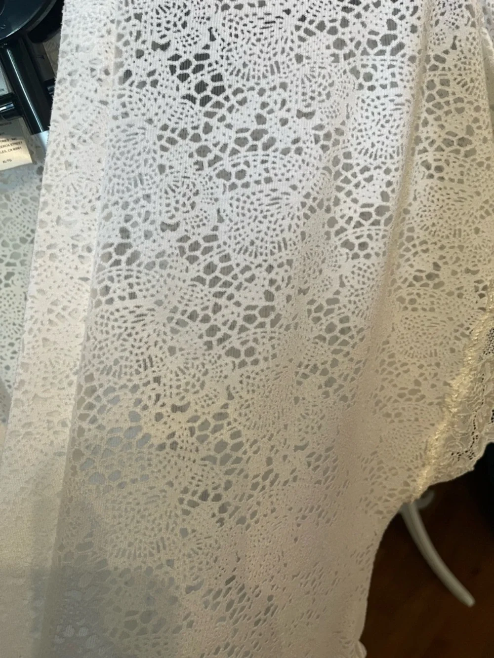 Lace Robe - Picture 4 of 6